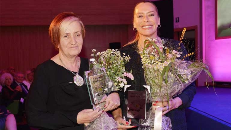 Maria Grazia Passeri e Barbara De Rossi, vincono il premio Camomilla